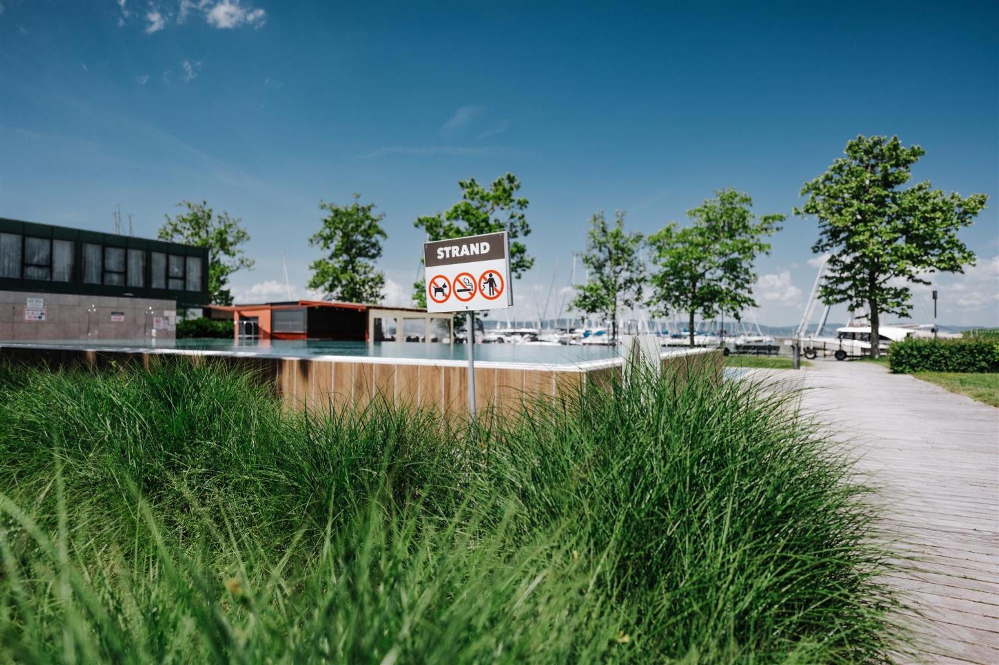 Butique Apartman Grand Balatonlelle Exterior photo